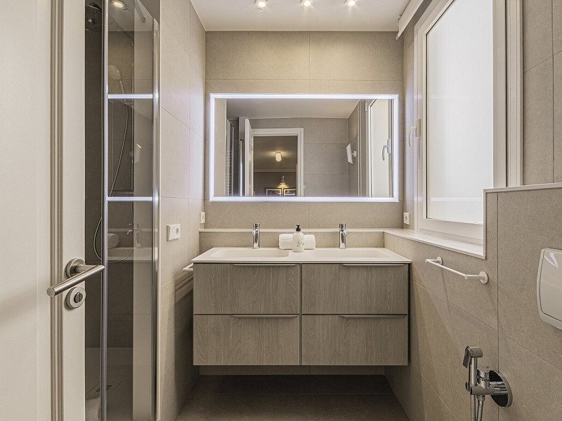 Duplex Penthouse with Expansive Terraces in Sant Gervasi-Galvany, Barcelona. Photo:  59
