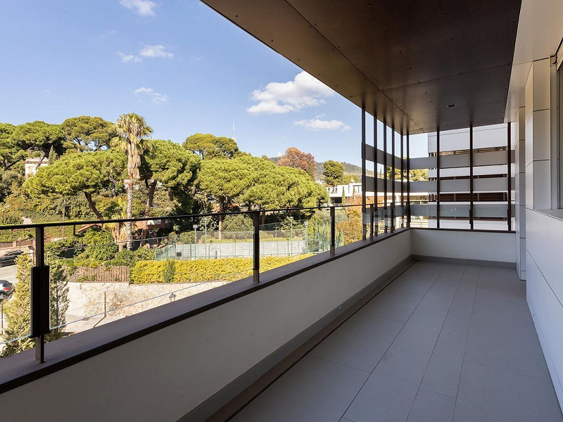 Exclusive Renovated Apartment with Terraces and Sea Views in Pedralbes, Barcelona. Photo:  26