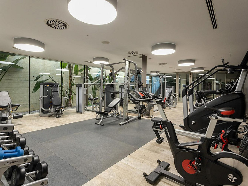 Exclusive Renovated Apartment with Terraces and Sea Views in Pedralbes, Barcelona. Photo:  42