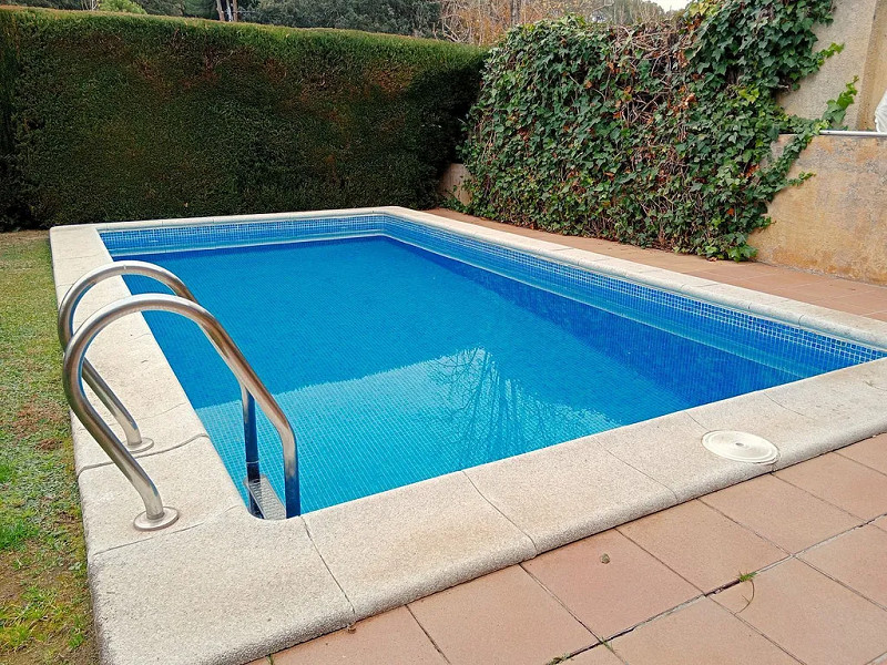 Country house with tourist license in the area of La Vall d'en Bas in Sant Cugat. Photo:  2