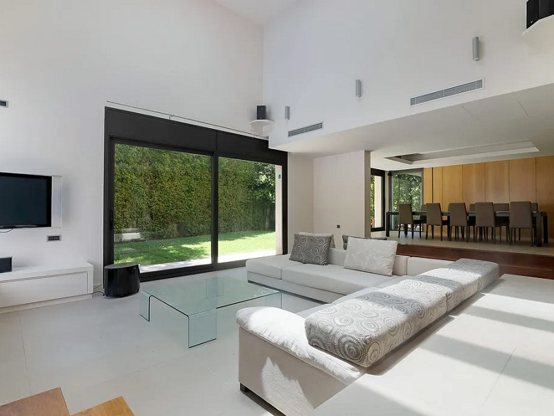 Exclusive villa with swimming pool in Sant Cugat.. Photo:  8