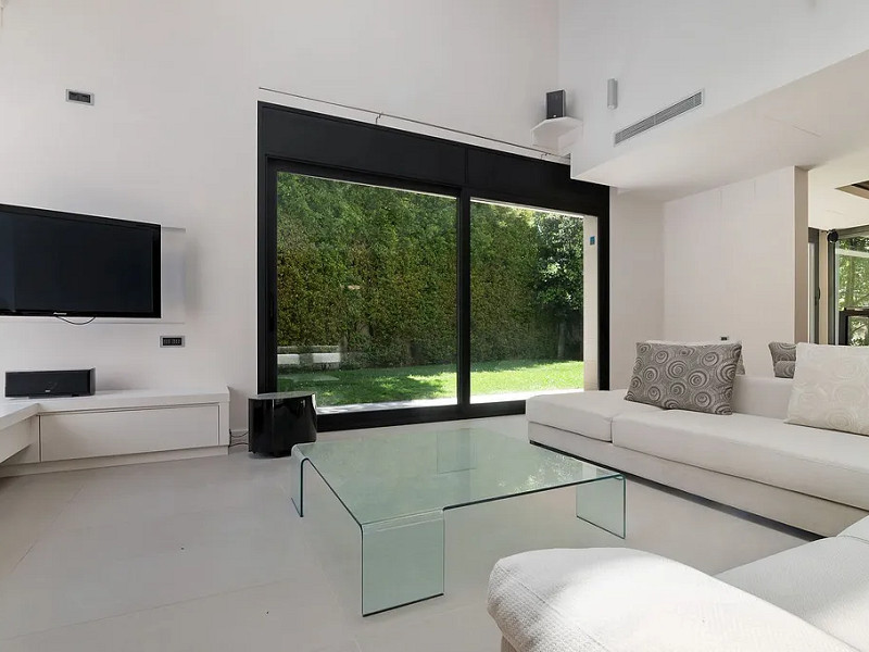 Exclusive villa with swimming pool in Sant Cugat.. Photo:  10