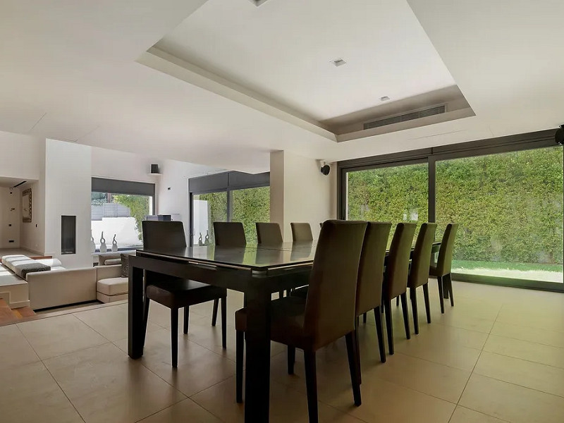 Exclusive villa with swimming pool in Sant Cugat.. Photo:  13