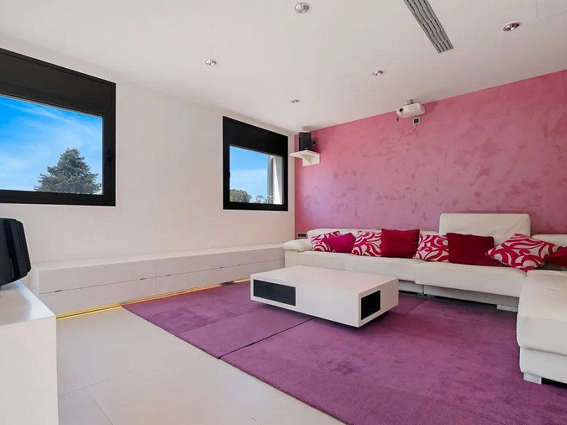 Exclusive villa with swimming pool in Sant Cugat.. Photo:  39