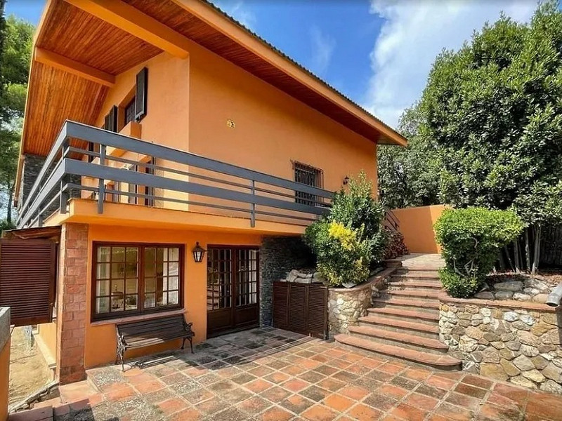 House in good condition in Sant Cugat. Photo:  3