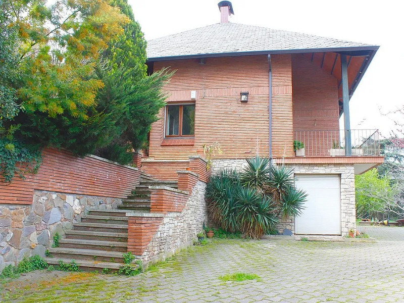 Villa for renovation in the Valdoreis area of Sant Cugat. Photo:  5