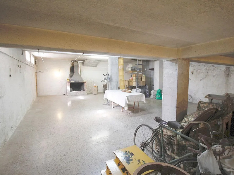 Villa for renovation in the Valdoreis area of Sant Cugat. Photo:  17