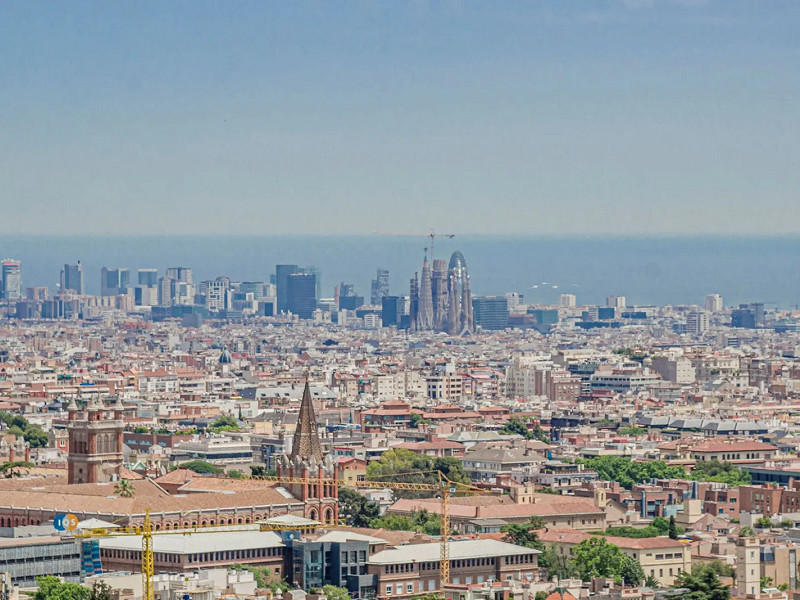 House in the prestigious area of Sarria with panoramic views. Photo:  19