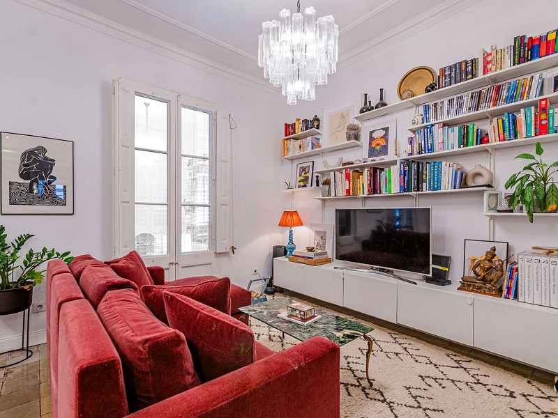 Charming apartment with excellent location in the Eixample area. Photo:  2