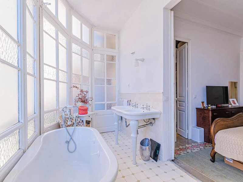 Charming apartment with excellent location in the Eixample area. Photo:  12