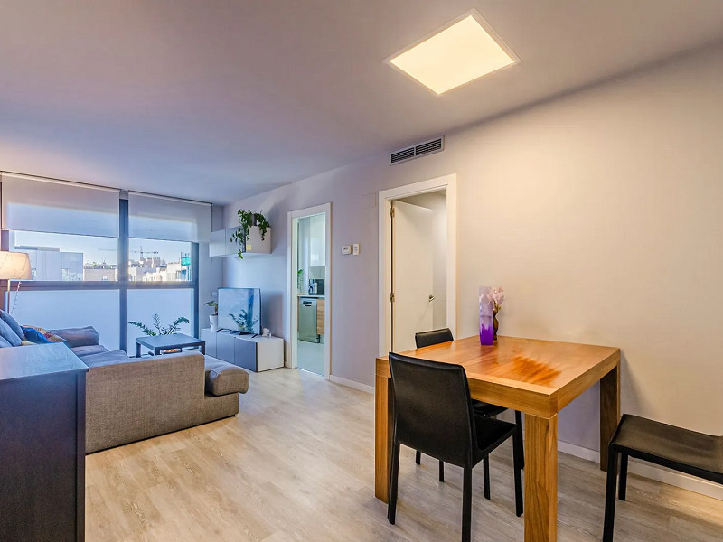 Comfortable apartment on the first line of the sea in Poblenou. Photo:  9