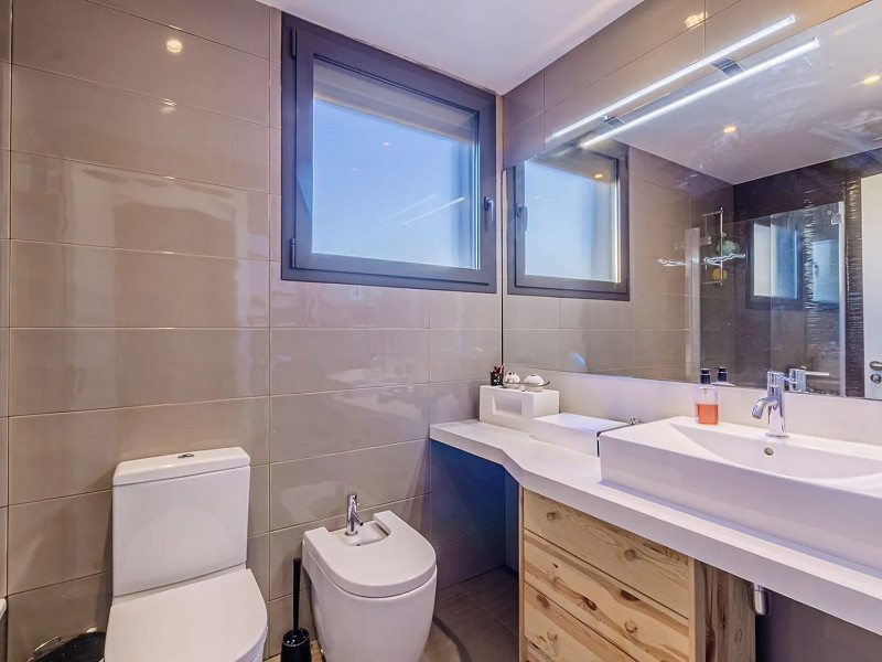 Comfortable apartment on the first line of the sea in Poblenou. Photo:  14