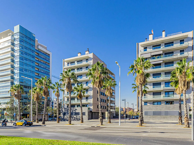 Comfortable apartment on the first line of the sea in Poblenou. Photo:  19