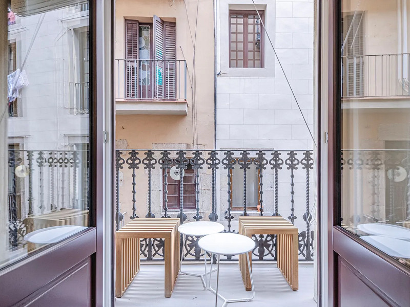 Apartment with original details in the Old Town of Barcelona. Photo:  6