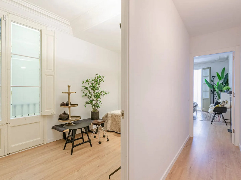 Apartment with original details in the Old Town of Barcelona. Photo:  10