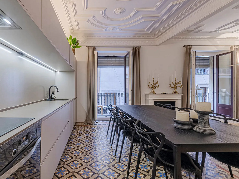 Apartment with original details in the Old Town of Barcelona. Photo:  22