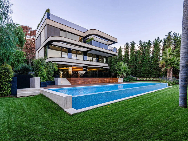 Newly built luxury villas in the most exclusive location of Barcelona in the Pedralbes area. Photo:  2