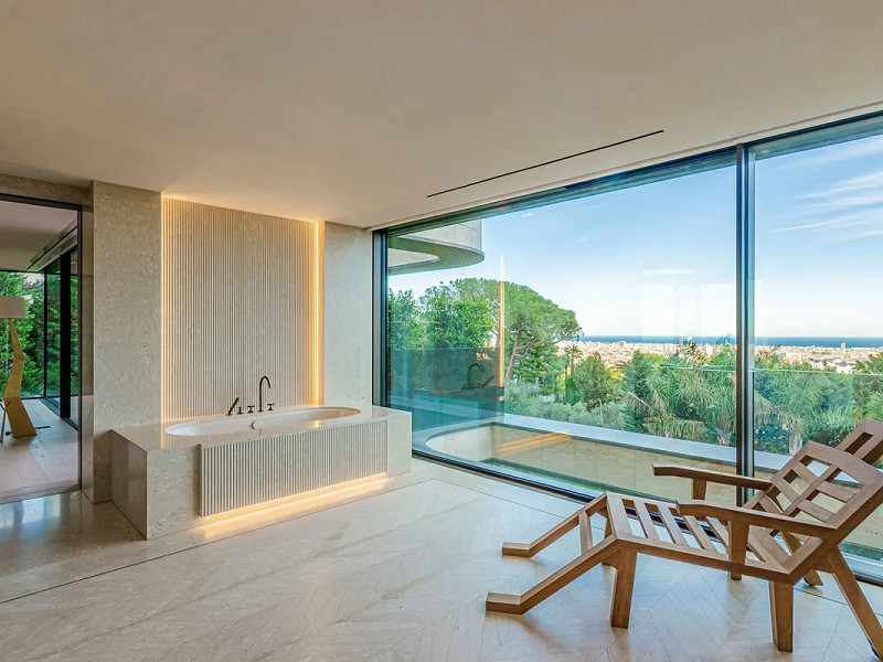 Newly built luxury villas in the most exclusive location of Barcelona in the Pedralbes area. Photo:  19