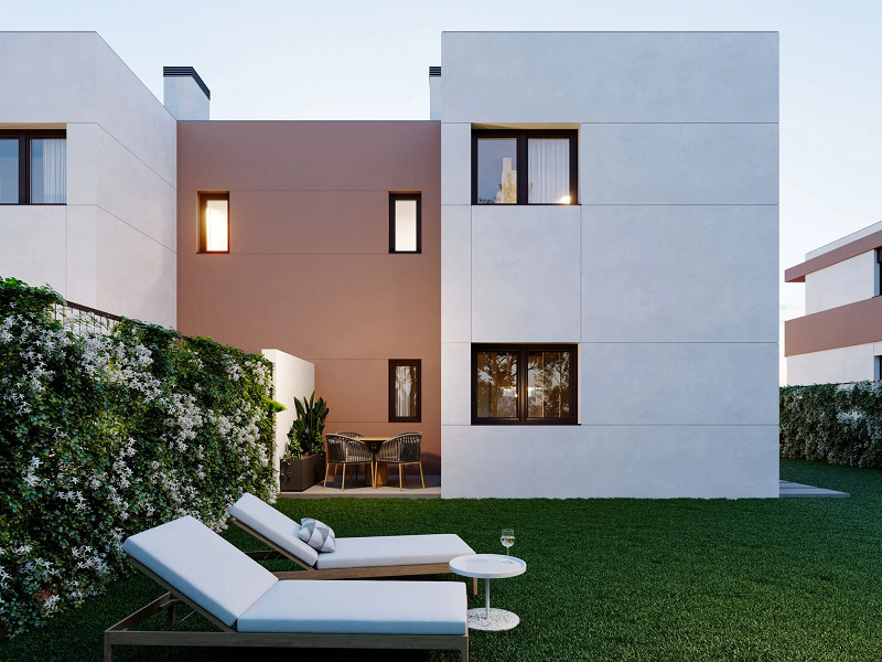 Stylish townhouses under construction in Calafell on the Costa Dorada. Photo:  11