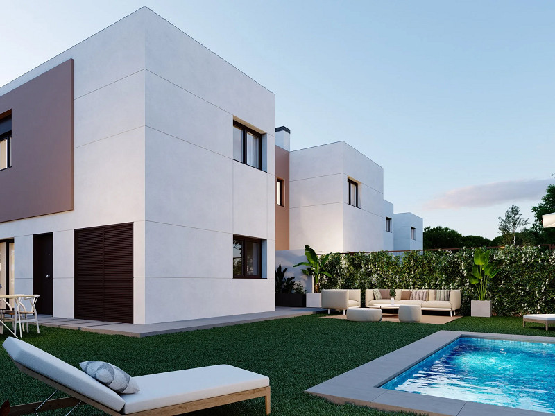 Stylish townhouses under construction in Calafell on the Costa Dorada. Photo:  13