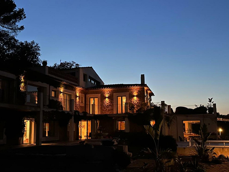 Замечательный дом для отпуска в современном стиле в Рупия, Коста Брава . Фото:  71