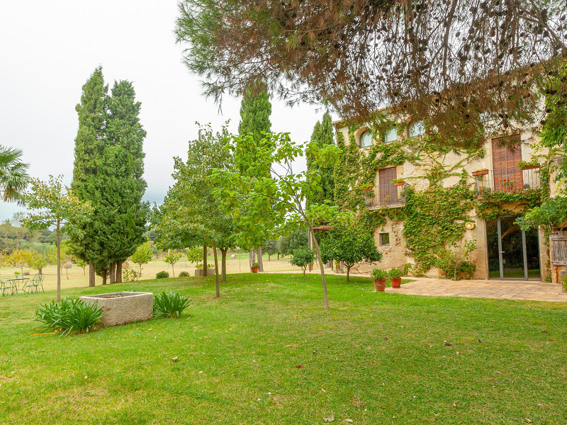 17th century mansion for holidays in Corsa on the Costa Brava. Photo:  1