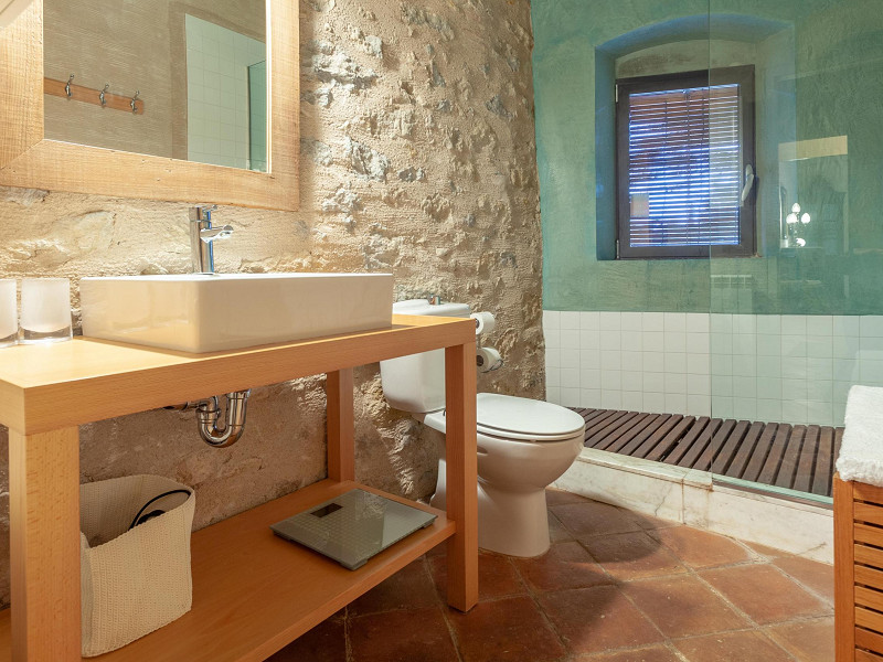 17th century mansion for holidays in Corsa on the Costa Brava. Photo:  21